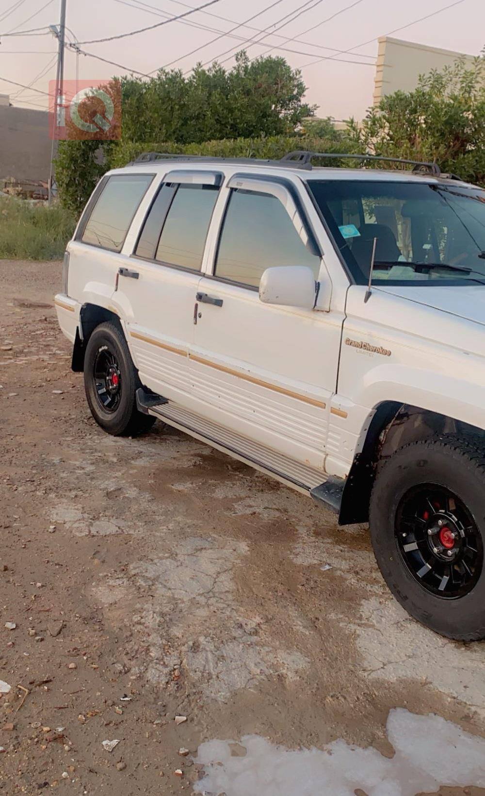 جيب جراند شيروكي